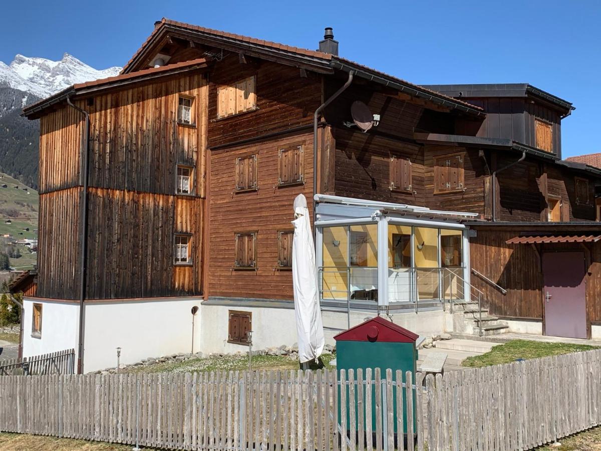 Casa Steilalva - Grosszuegiges Chalet Fuer Erholsamen Familienurlaub Surrein Exteriör bild
