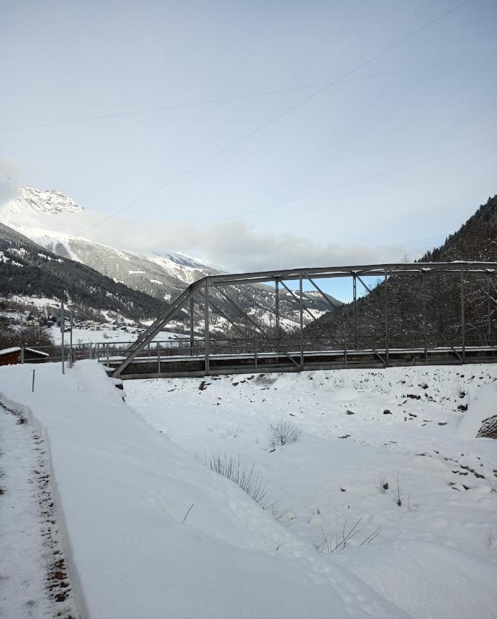 Casa Steilalva - Grosszuegiges Chalet Fuer Erholsamen Familienurlaub Surrein Exteriör bild